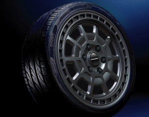 All-Terrain-Komplettradsatz Cross-Star Black Design 18 Zoll inkl. TPMS