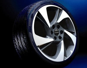 Allwetter-Komplettradsatz Heli-Star Exclusiv Design 19 Zoll inkl. TPMS