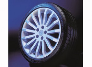 Complete wheel and tire kit in Signa design (16 inch)