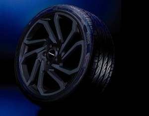 Set di ruote complete per tutte le stagioni Hydra-Star Black Design 20 pollici/ Michelin