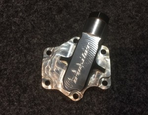 Ölpumpendeckel verstärkt